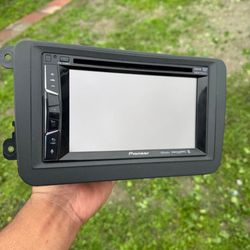 Pioneer Apple Carplay Double Din 