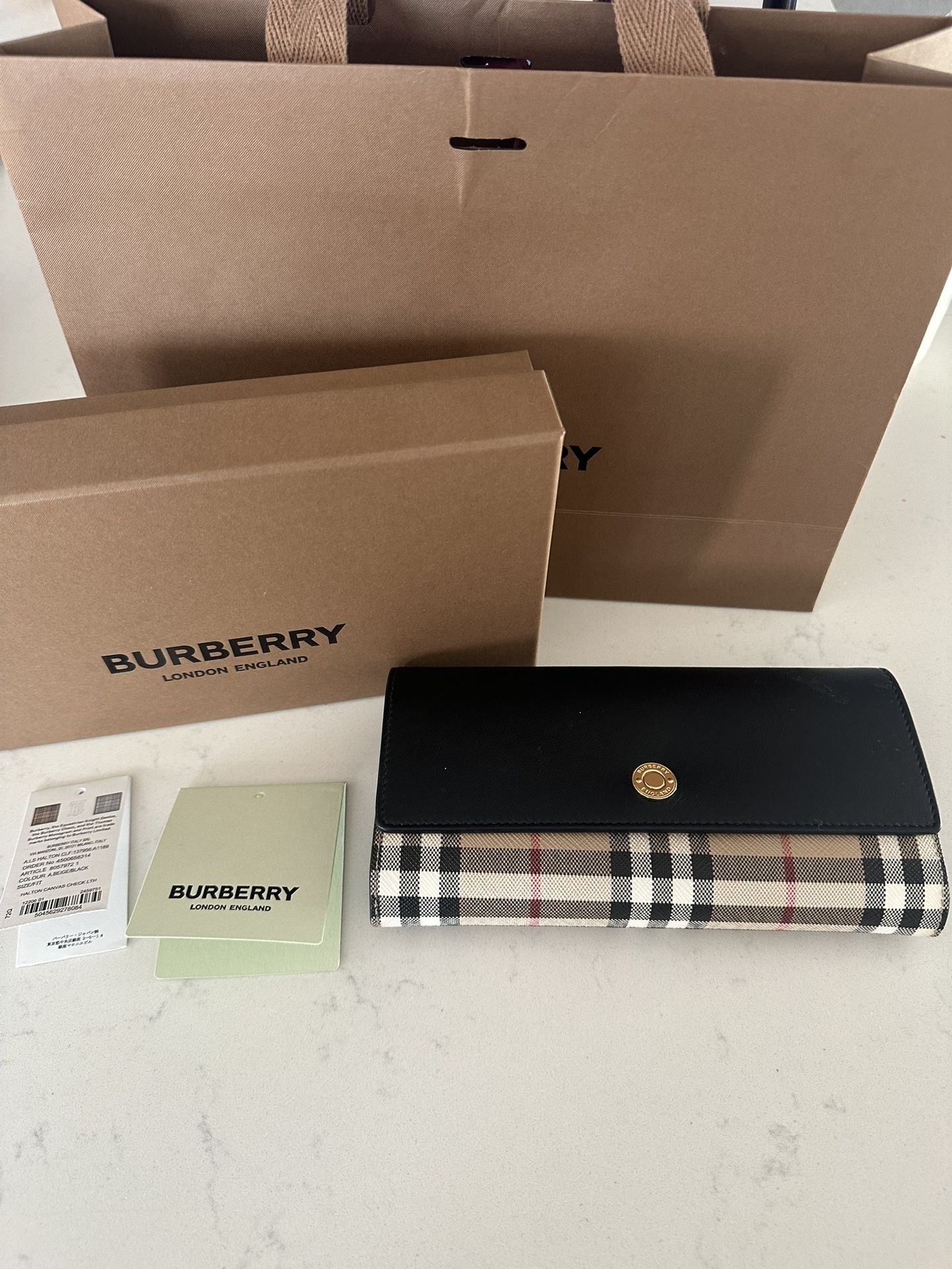 Burberry Folio Long Wallet 
