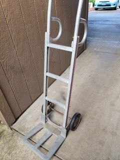 Sunday Stage Equipment Mover