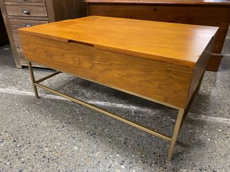 WEST ELM Light Brown Lift Top Coffee Table