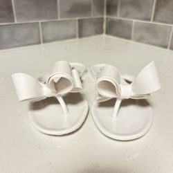Woman’s Size 5 Jelly Style Sandals 