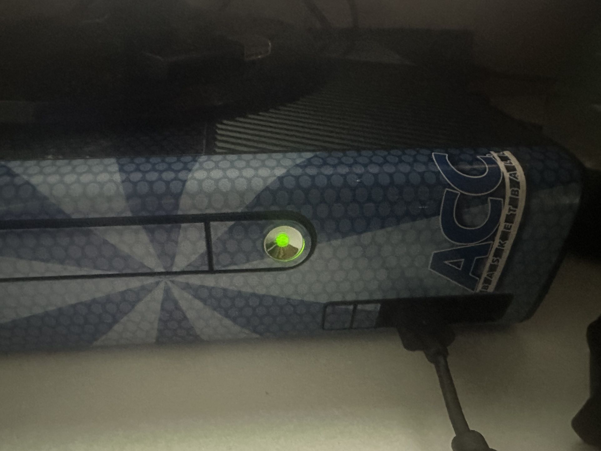 Xbox 360 E With Games