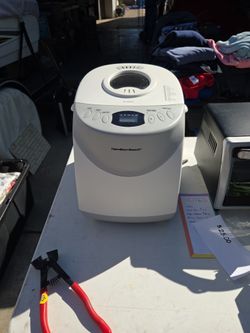 Hamilton Beach HomeBaker Breadmaker