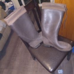 Waiter Boots Size 10