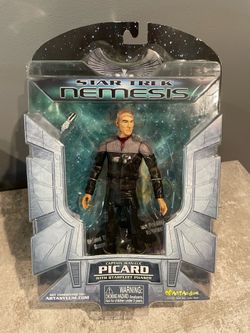 Star Trek: Nemesis Captain Picard Action Figure (2002)