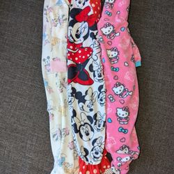 Minnie And Sanario Winter Bundle