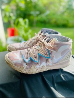 Nike Kyrie Irwing S2 DESERT CAMO Fossil Stone Sneaks.  Cq9323-200 Mens Size 15.