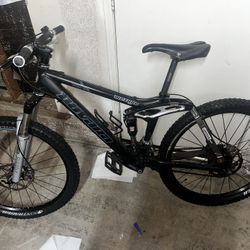 Novara Method 2.0 Mountain Bike