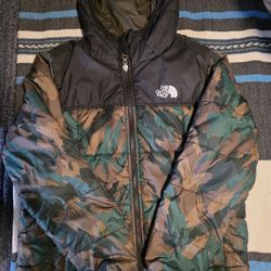 Boy North Face Jacket Size Large (10)