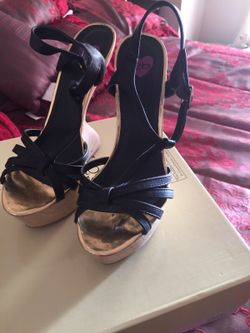 2B shoes size 7