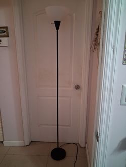Floor lamp