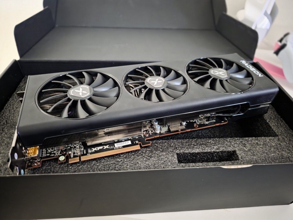 AMD RX 6800 GPU