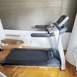 Life fitness T3 Treadmill 