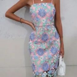 Floral Print lace adjustable strap ladies dress medium lined pastel spring EUC Easter 