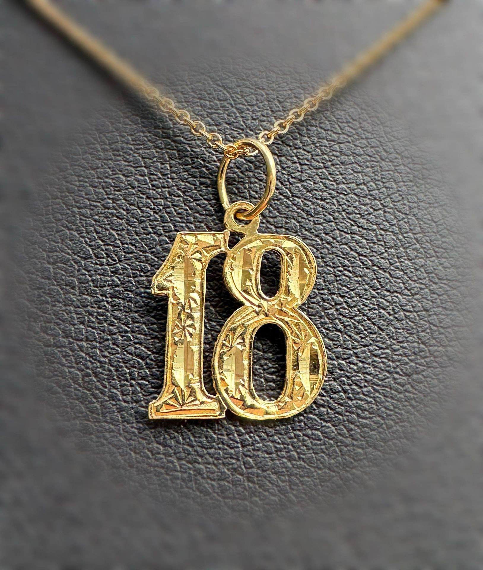 Jewelry 14k solid yellow gold number 18 Pendant charm