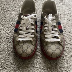 Gucci Shoes 