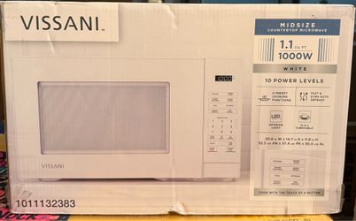 White Vissani 1.1 Cu. Ft. 1000W Countertop Microwave