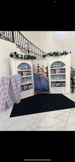 Merch store