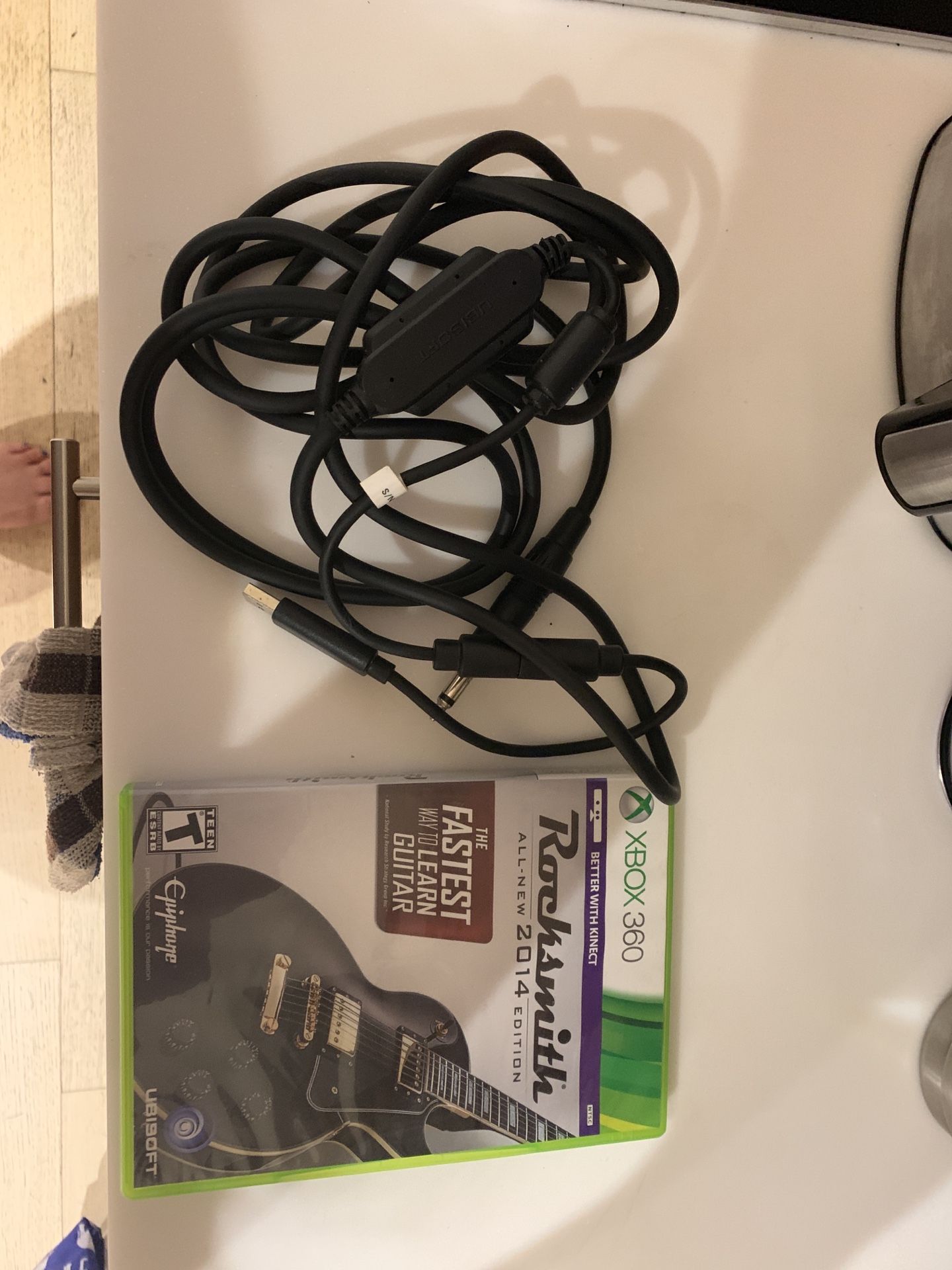 Xbox 360 rock smith and cord