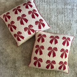 Bow Pillows 