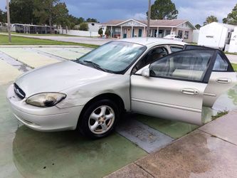 2003 Ford Taurus