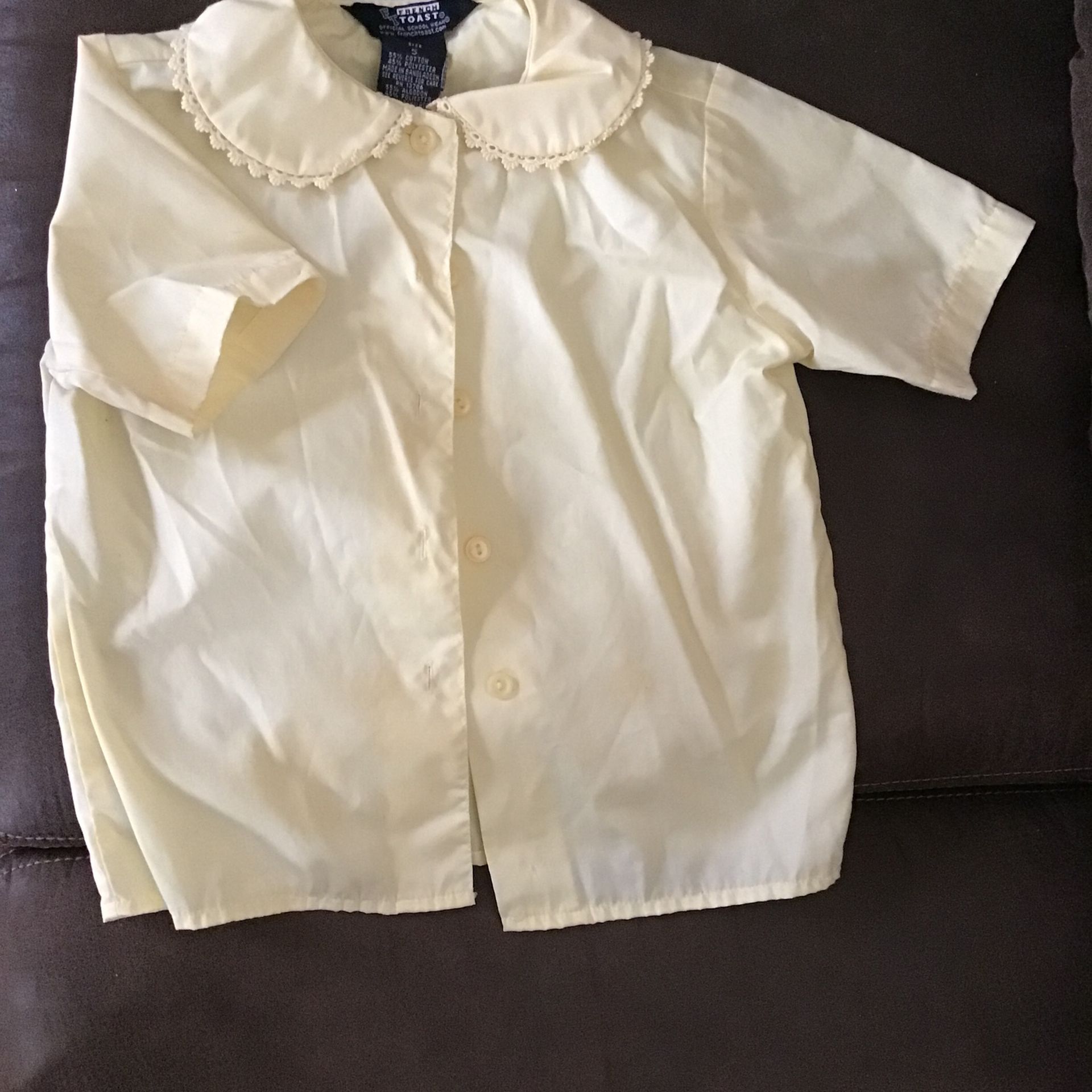 Size 5 Yellow Eyelet Round Neck Girls Uniform Shirt 4ct. For after Remote Learning