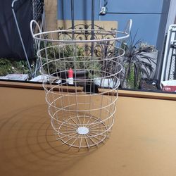23.5" Laundry Basket 