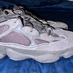 Yeezy 500 Shadow Black Size: 11