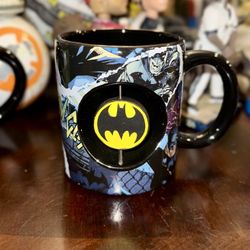 Batman Gotham City DC Comics Spinning Bat Logo Ceramic Coffee Mug