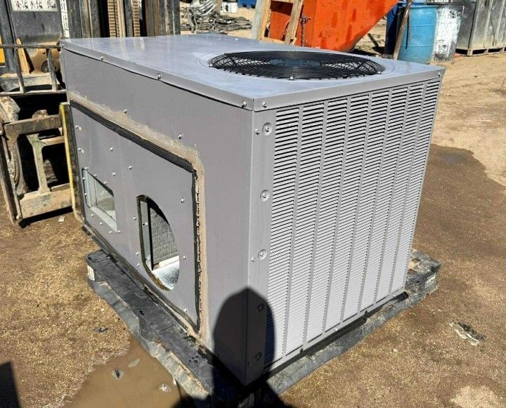 2.5 Ton carrier Package air conditioner