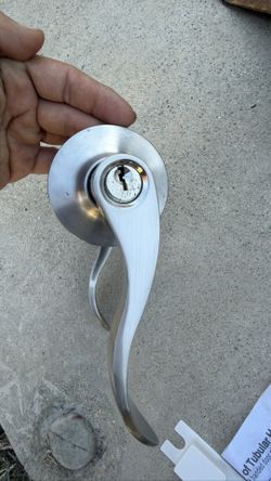 HENYIN Wave Lever Keyed Entry Door Lock
