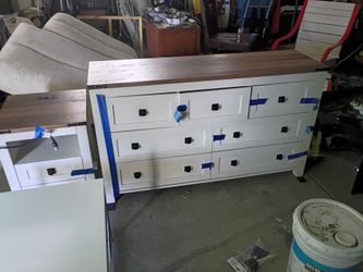 7 drawer dresser with bedside dresser