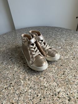 The Children’s Place Pink Shinny Size 1 Shoes For Girls