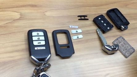 Honda Car Keys and remotes