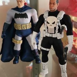 Mezco MDX Dark Knight And Punisher 