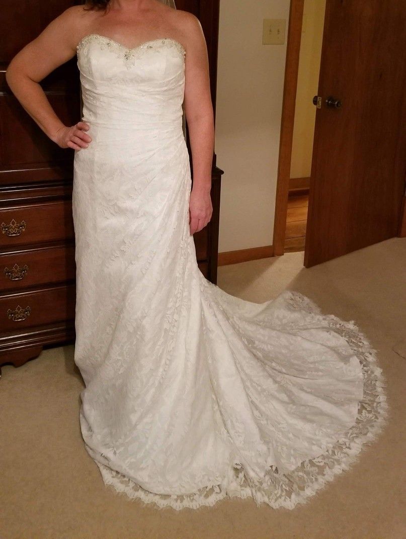 Alfred Angelo Wedding Dress, Vail, & Tierra