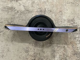 Onewheel+ (Plus) – Only 68 Miles