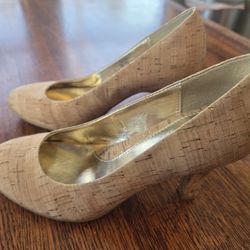 Euro Soft by Sofft Women's Heels - Anabelle Cork Size 6M - NEW