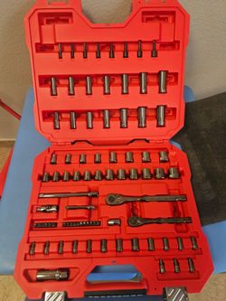 CRAFTSMAN 81 -Piece Standard (SAE) and Metric Mechanics Tool Set with Hard Case
CMMT82335 $99 OBO