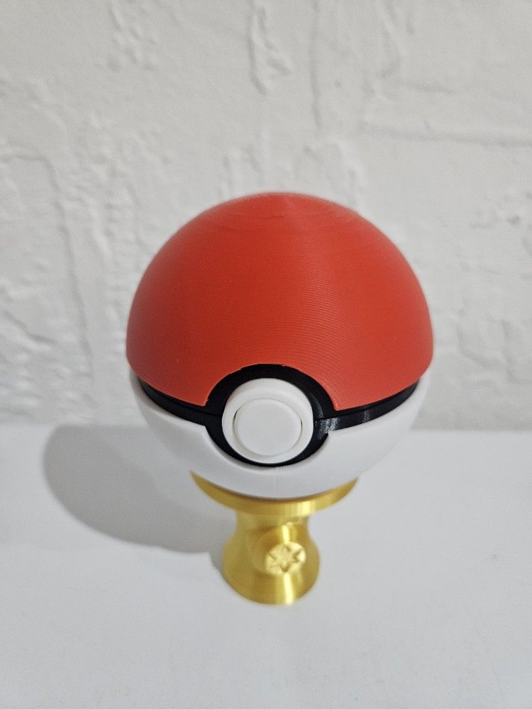 3D Printed Pokeball For Switch Games