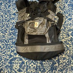Ergobaby Carrier