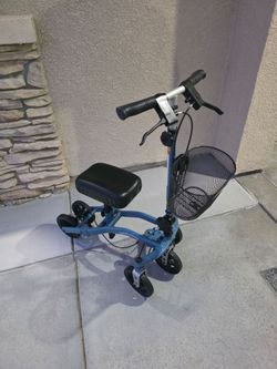 SWIVELMATE KNEE WALKER STEERABLE 90 DEGREE TURNING RADIUS