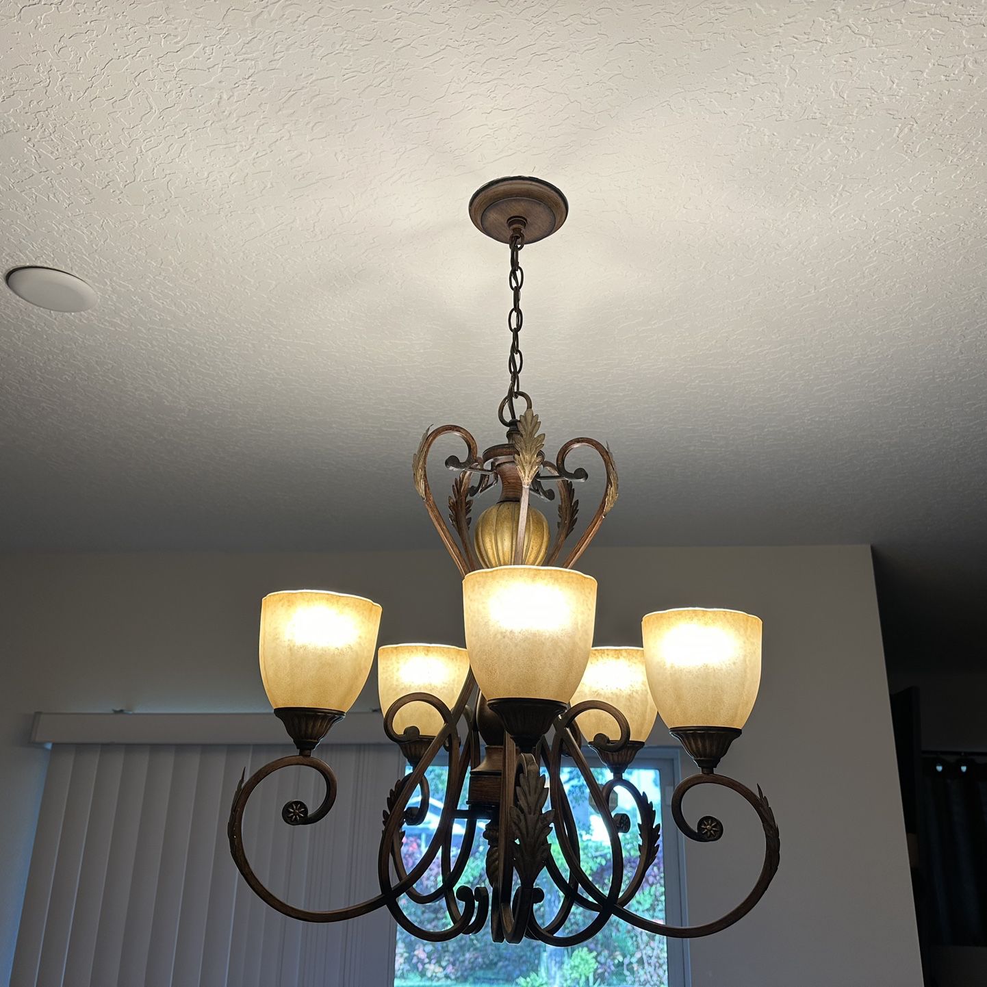 Selling Chandelier, Pendants, And Two Lamps