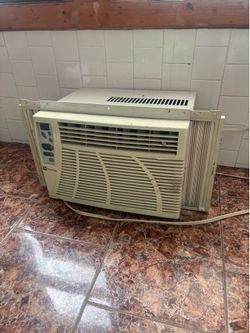 Window AC unit