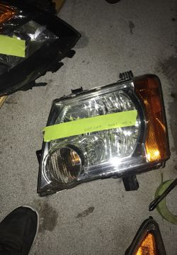 Nissan exterra headlight