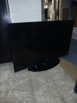 40 inch Toshiba not a smart Tv..