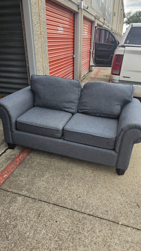 Couch and Love Seat $100
