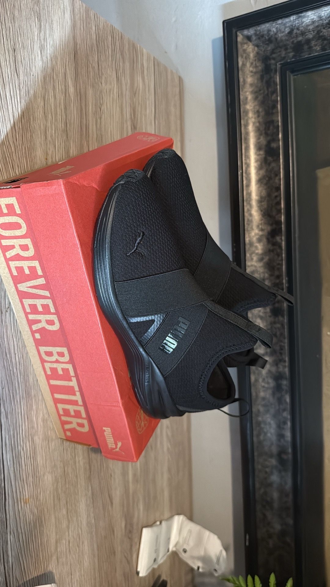 Pumas 8.5 Women’s