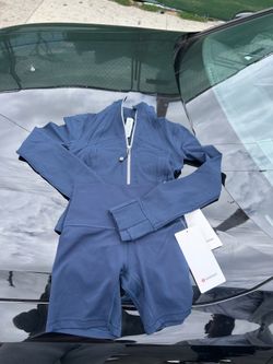 Lululemon set navy blue size 6