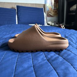 Yeezy Flax Slides